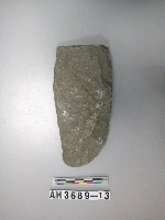 藏品(打製石斧)的圖片